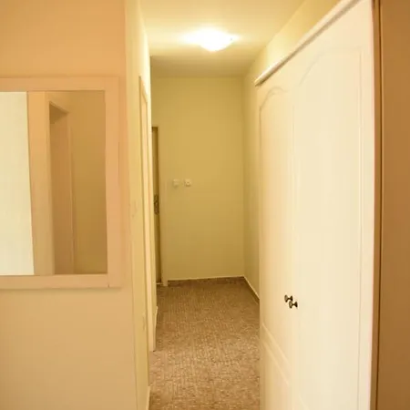 Cozy Flores 2 Bedrooms Apartmán Sluneční pobřeží